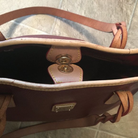 Dooney & Bourke tote - Picture 7 of 12